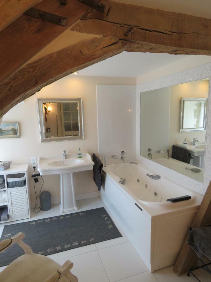 Terrasson Chateau De Gaubert Bed & Breakfast エクステリア 写真