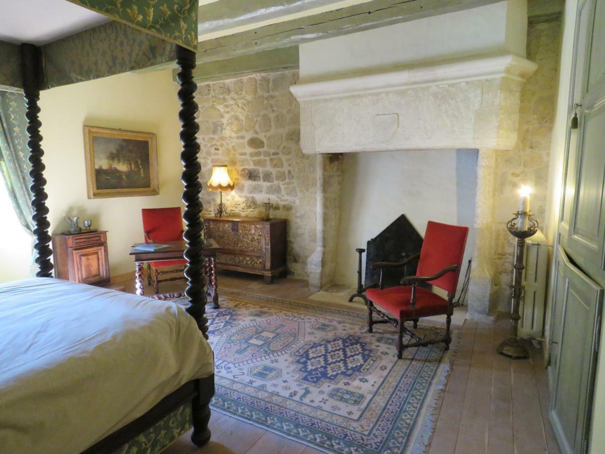 Terrasson Chateau De Gaubert Bed & Breakfast エクステリア 写真