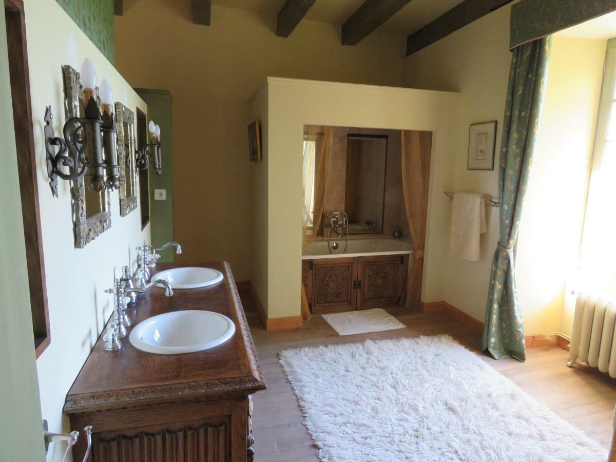Terrasson Chateau De Gaubert Bed & Breakfast エクステリア 写真