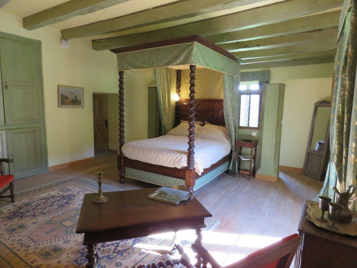 Terrasson Chateau De Gaubert Bed & Breakfast エクステリア 写真