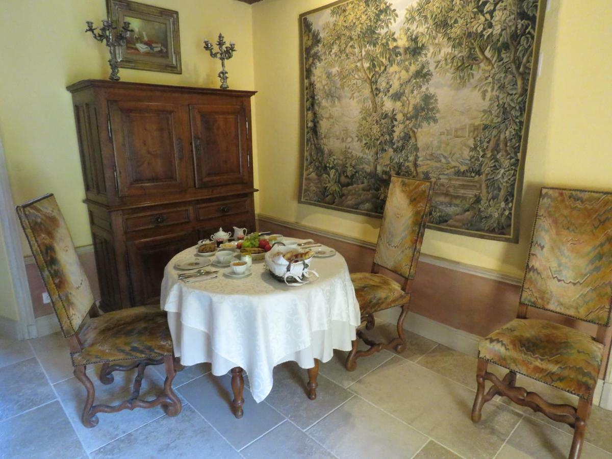 Terrasson Chateau De Gaubert Bed & Breakfast エクステリア 写真